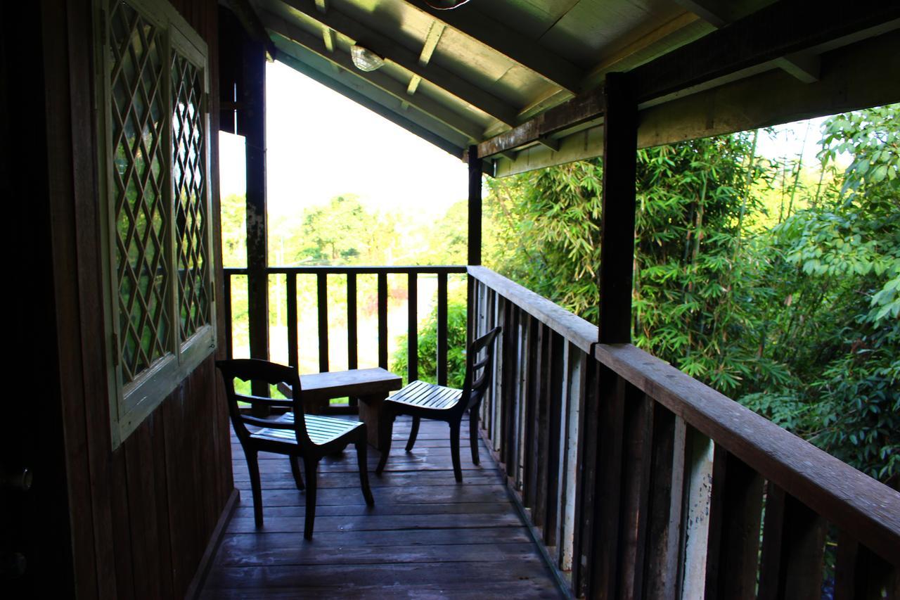 Nanga Damai Homestay Santubong Exteriör bild